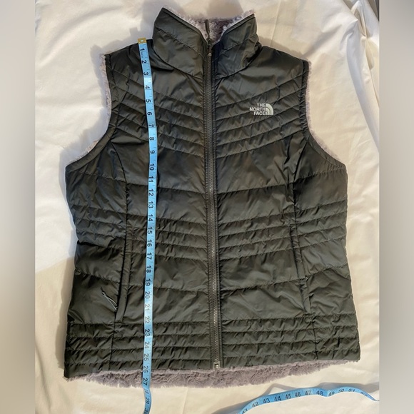 NWOT The North Face Women’s Mossbud Reversible Swirl Vest Black Size XL - Picture 4 of 7